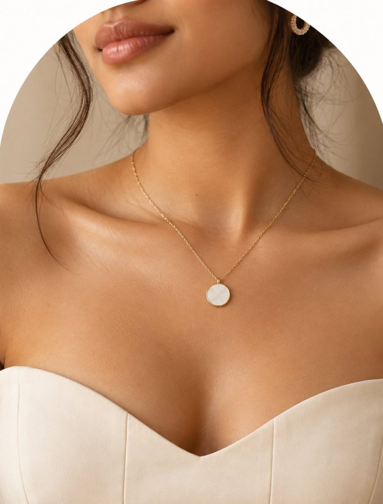 Mother-of-pearl pendant